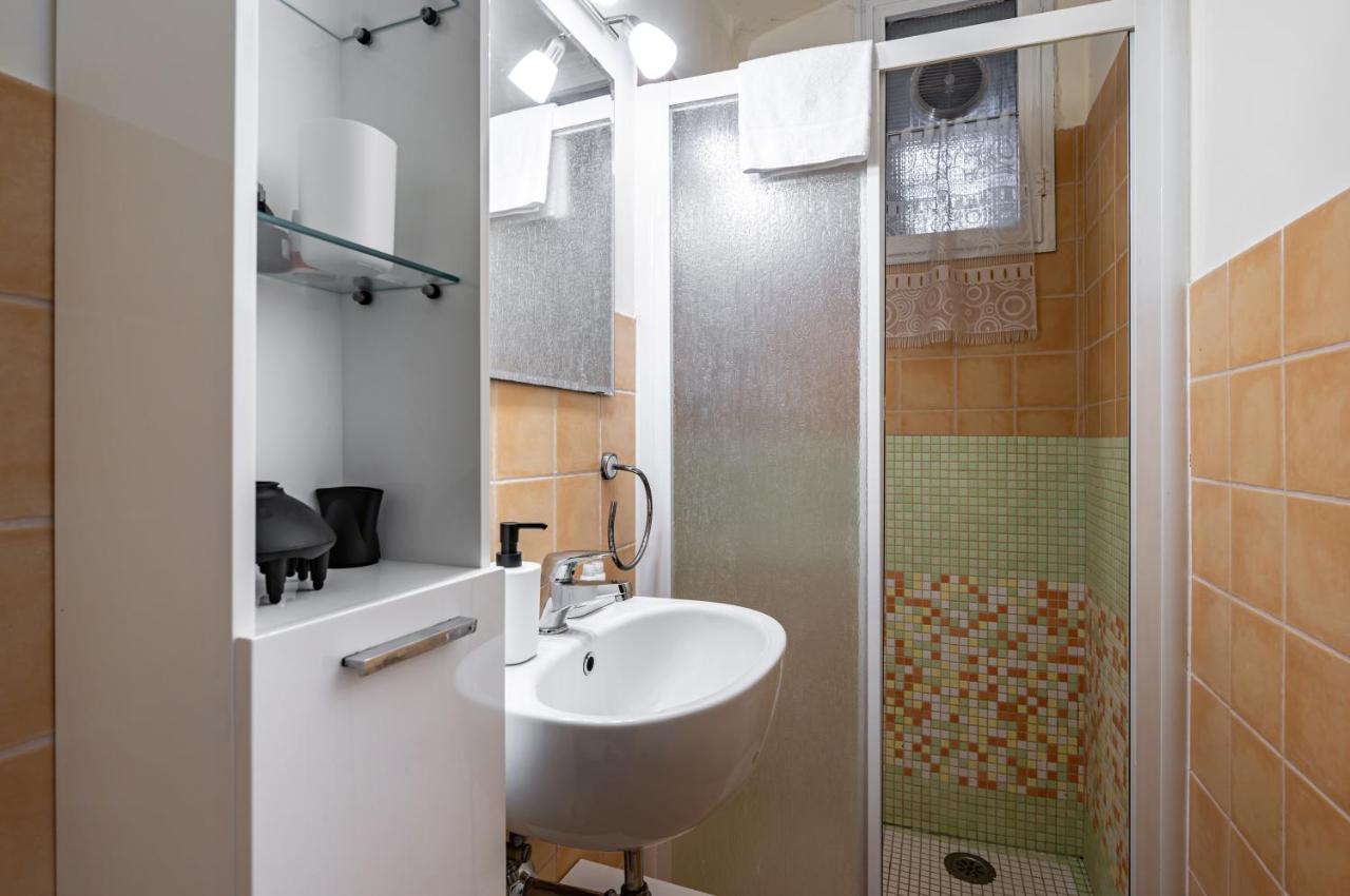 University And San Marco Cozy Apartment Florence Buitenkant foto